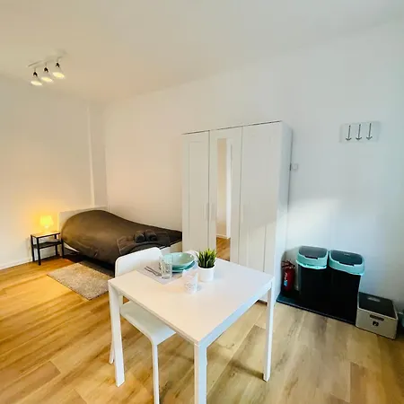 Apartment Moderne Monteurswohnungen In Zentraler Lage In *